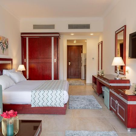 Oyster Bay Beach Resort Abu Dabab Exterior photo