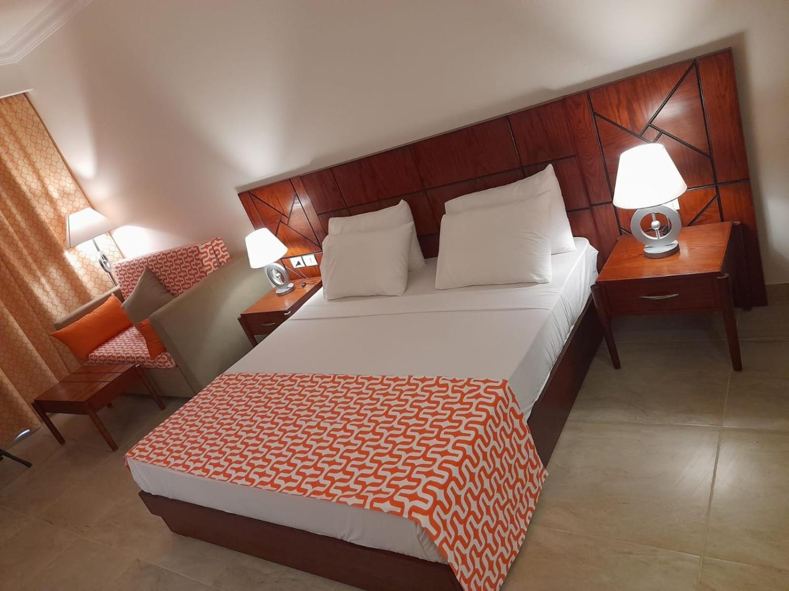Oyster Bay Beach Resort Abu Dabab Exterior photo